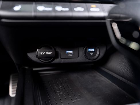 Used 2023 Hyundai Elantra N FWD image 65