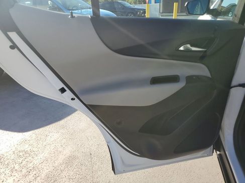 Used 2023 Chevrolet Equinox LS w/ Sport Edition image 14