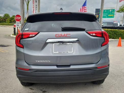 Used 2020 GMC Terrain SLE FWD image 6