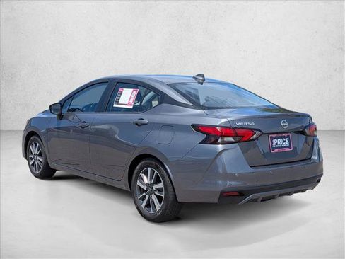 Used 2025 Nissan Versa SV FWD image 8