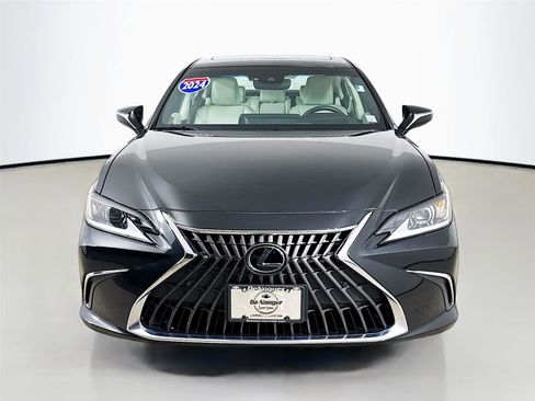Used 2024 Lexus ES 350 w/ Premium Package image 3
