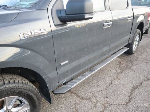 Used 2017 Ford F150 XLT w/ Equipment Group 302A Luxury image 5