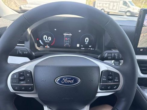 New 2026 Ford Explorer Active image 13