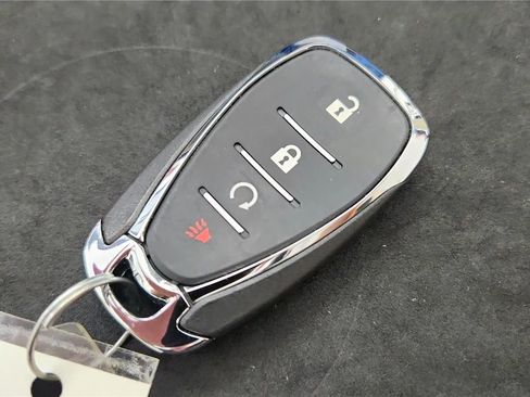 Used 2021 Chevrolet Trax LT w/ LT Convenience Package image 20