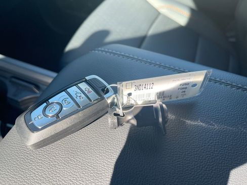 New 2026 Ford F250 Lariat w/ FX4 Off-Road Package image 33