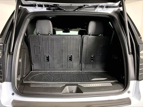 Used 2026 Chevrolet Tahoe Premier w/ Sun And Tow Package image 30