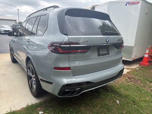 Used 2024 BMW X7 M60i w/ Executive Package image 9