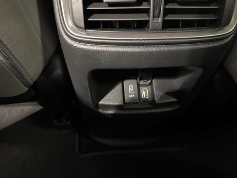 Used 2017 Honda CR-V Touring image 27