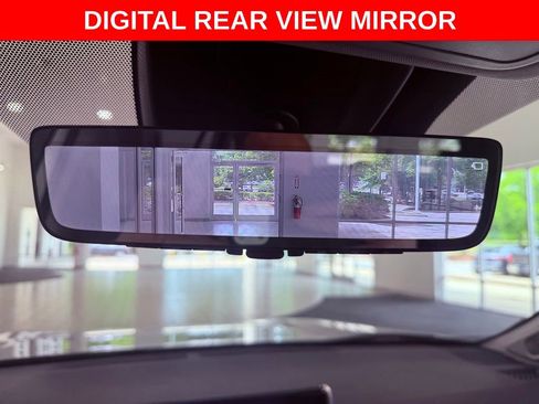 Used 2020 Toyota RAV4 Limited AWD/4WD image 12