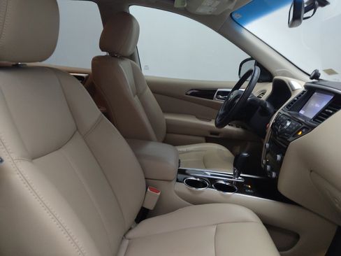 Used 2016 Nissan Pathfinder SL w/ SL Premium Package image 21