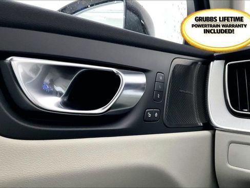 New 2026 Volvo XC60 B5 Ultra w/ Protection Package Premier image 28