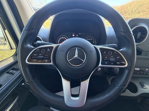 Used 2019 Mercedes-Benz Sprinter 170 image 20