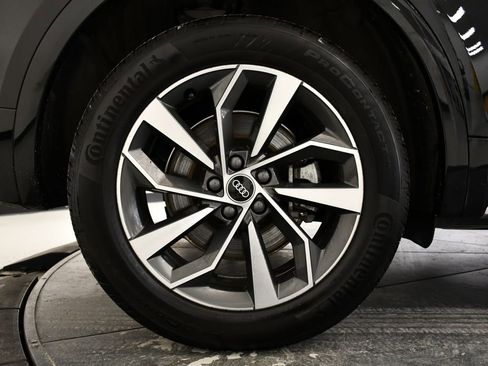 Certified 2023 Audi Q5 2.0T Premium w/ Convenience Package image 15