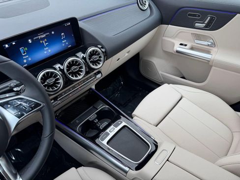 New 2026 Mercedes-Benz GLA 250 GLA 250 image 26