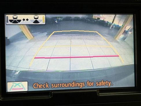 Used 2011 Toyota Sienna Limited image 28