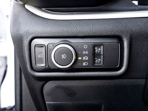 Used 2023 Ford Explorer XLT w/ Equipment Group 202A AWD/4WD image 16