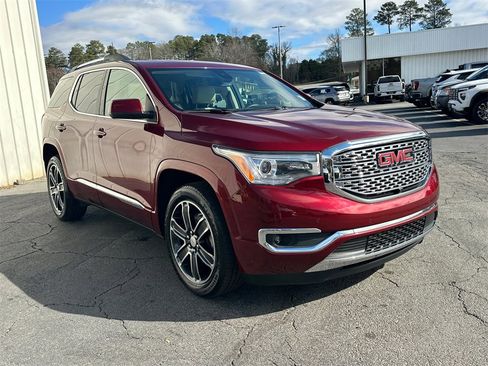 Used 2018 GMC Acadia Denali w/ Technology Package image 4