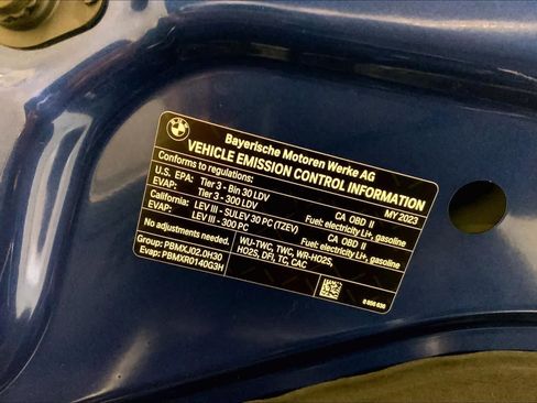 Certified 2023 BMW 530e xDrive w/ Premium Package image 31