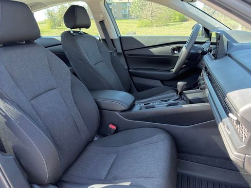 Used 2024 Honda Accord EX image 21