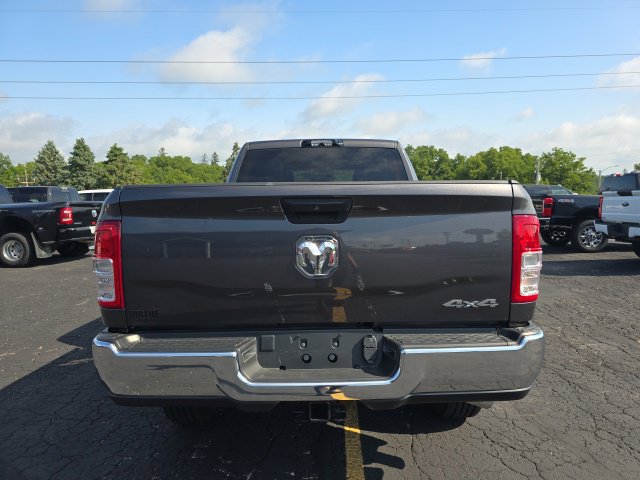New 2024 RAM 3500 Tradesman w/ Chrome Appearance Group AWD/4WD image 6