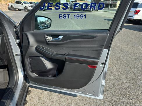 Used 2023 Ford Escape ST-Line image 36