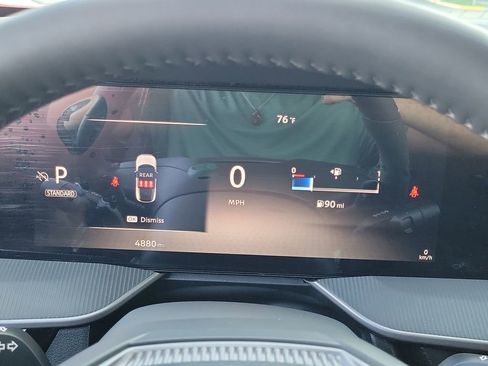 Certified 2025 Nissan Murano SV image 7