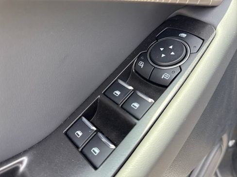 New 2026 Ford Explorer Active AWD/4WD image 22