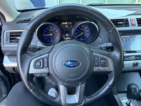 Used 2017 Subaru Legacy 2.5i Limited AWD/4WD image 4