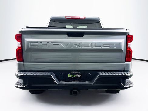 Used 2025 Chevrolet Silverado 1500 Custom image 7