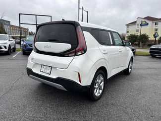 Certified 2023 Kia Soul LX w/ Option Group 015 video 3