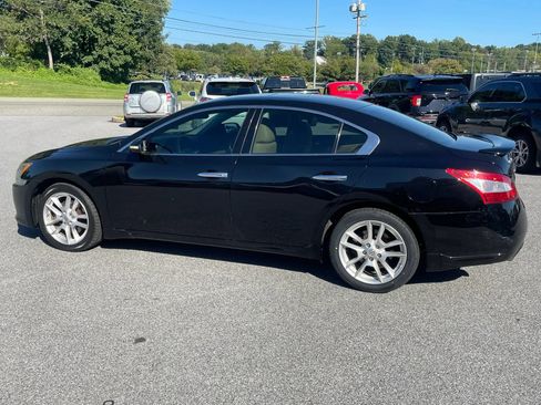 Used 2009 Nissan Maxima 3.5 SV w/ Cold Pkg FWD image 17