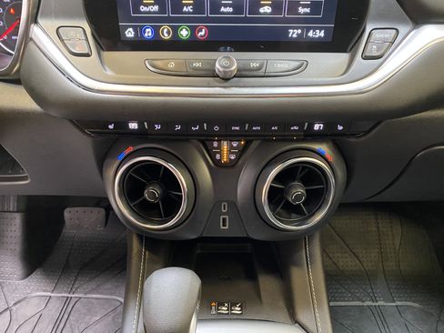 Used 2024 Chevrolet Blazer LT w/ Convenience Package image 43