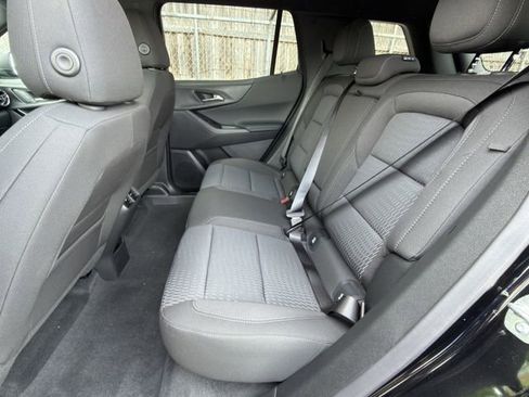 New 2026 Chevrolet Equinox LT w/ LPO, Floor Liner Package FWD image 19