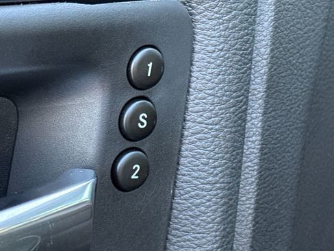 New 2026 RAM 2500 Laramie AWD/4WD image 22