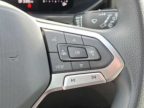 Certified 2022 Volkswagen Taos S image 23