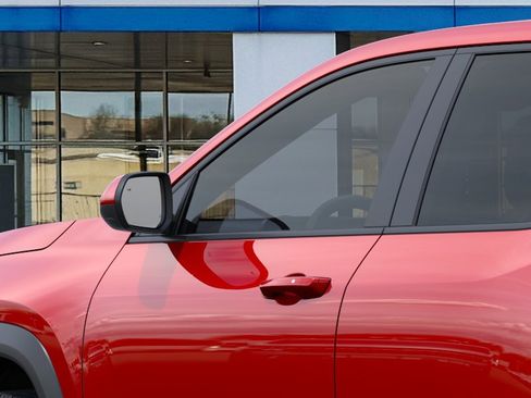 New 2026 Chevrolet Equinox LT AWD/4WD image 13