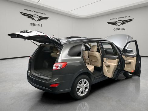 Used 2012 Hyundai Santa Fe Limited w/ Navigation Pkg 4 FWD image 9