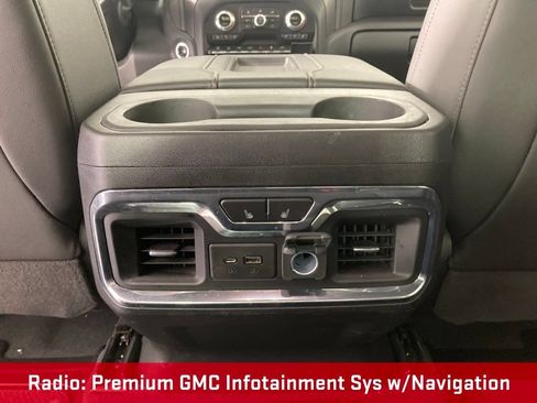 Used 2021 GMC Sierra 2500 AT4 w/ AT4 Premium Plus Package AWD/4WD image 18
