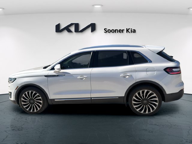 Used 2019 Lincoln Nautilus Black Label AWD/4WD image 3