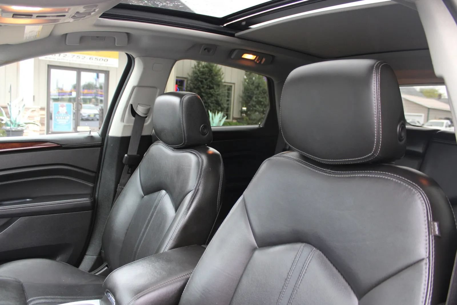 Used 2015 Cadillac SRX Performance w/ Driver Awareness Package FWD image 11
