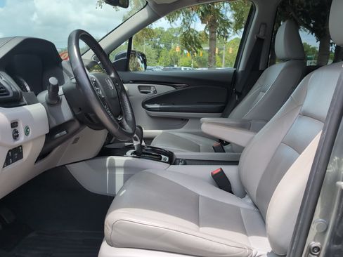Used 2019 Honda Ridgeline RTL-E image 16