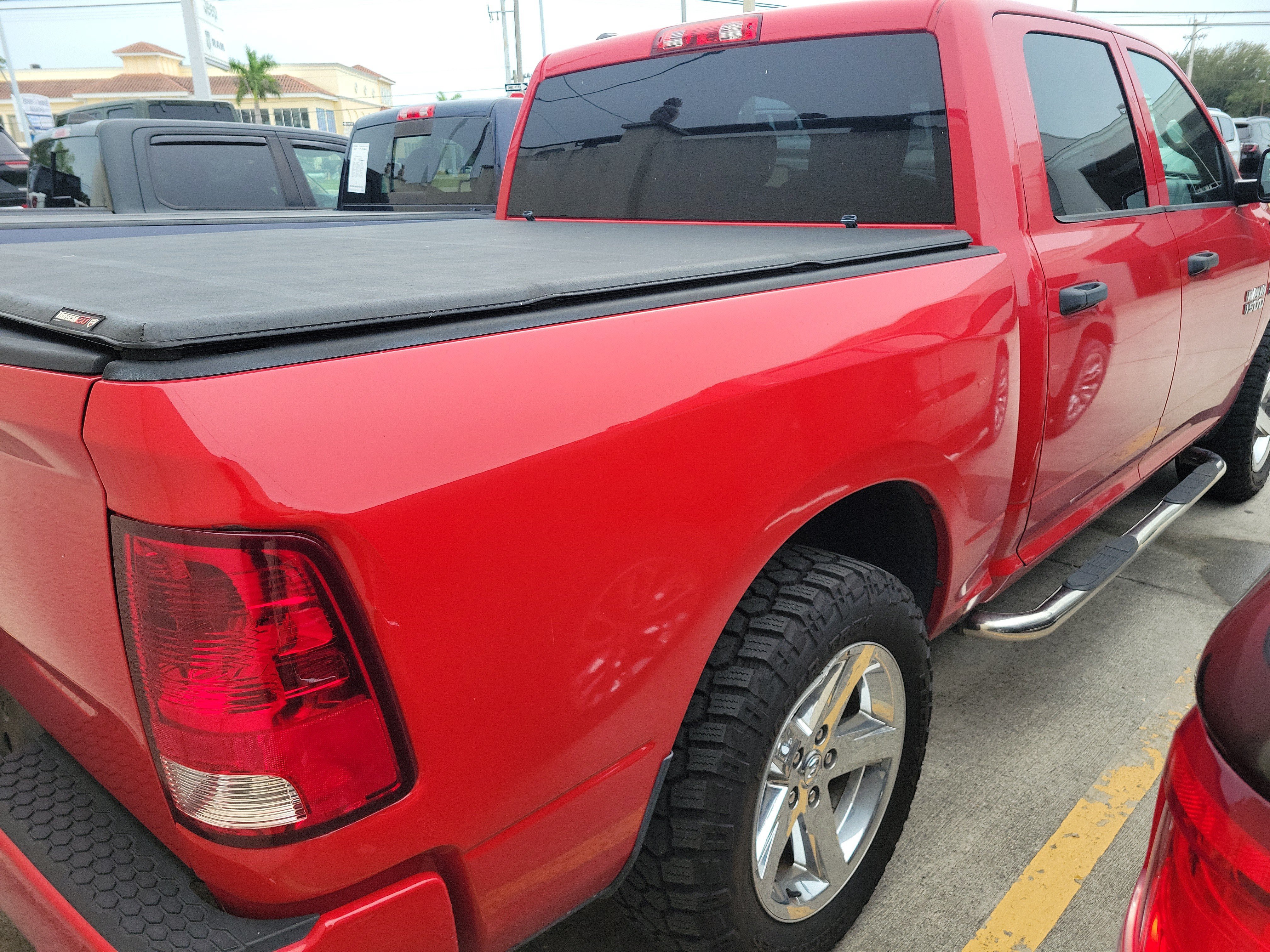 Used 2015 RAM 1500 Express RWD image 8