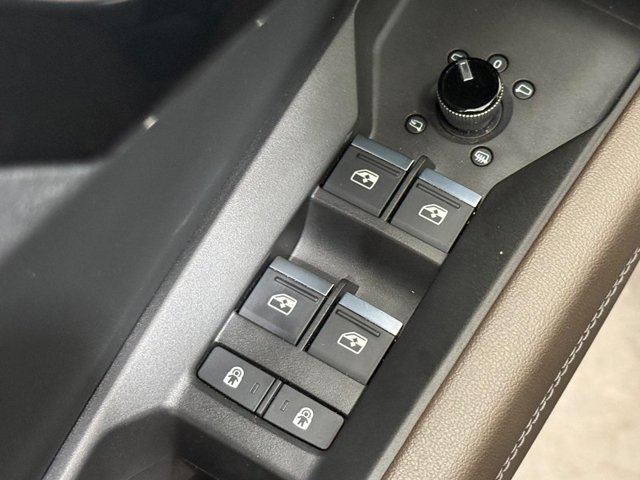 Used 2024 Audi Q4 e-tron Premium AWD/4WD image 20