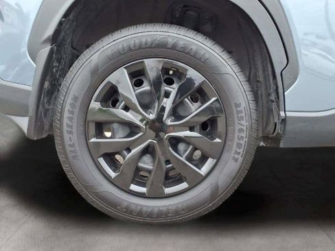 Used 2022 Toyota Corolla Cross L FWD image 20