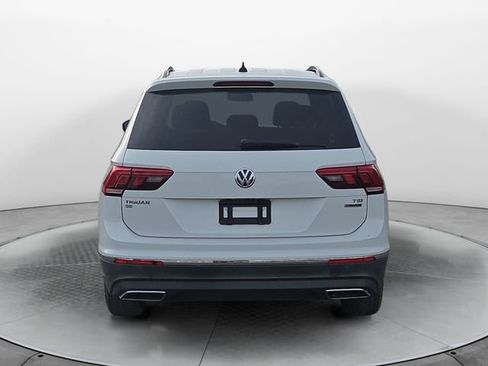 Used 2018 Volkswagen Tiguan SE image 4