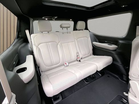 New 2026 Jeep Grand Wagoneer Limited AWD/4WD image 26