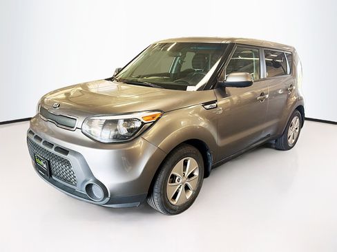 Used 2016 Kia Soul FWD image 3