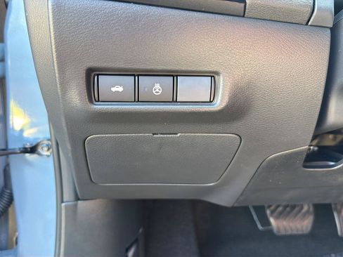 New 2026 Nissan Sentra SV w/ SV Convenience Package FWD image 19