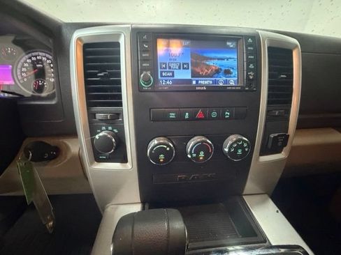 Used 2012 RAM 1500 Classic SLT w/ Technology Group AWD/4WD image 18
