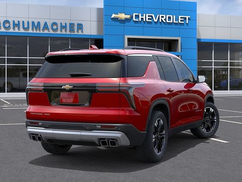 New 2027 Chevrolet Traverse LT w/ Sun and Wheel Package AWD/4WD image 4